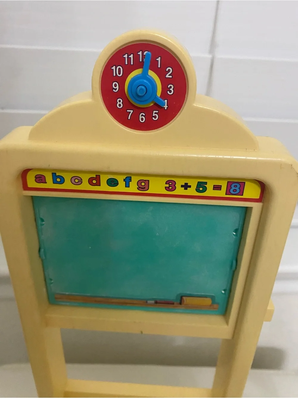 Vintage 1995 Mattel Barbie Teacher Classroom Playset Chalkboard 2 Student Desks